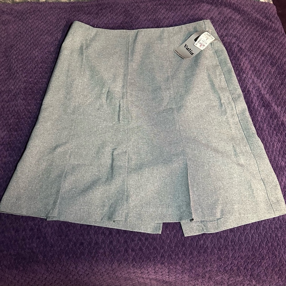 Valia brand skirt